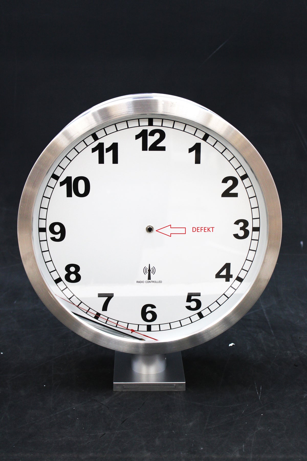 EUROTIME 91764-47 Funk-Wanduhr Funkuhr Küchenuhr Uhr Wanduhr Ø 40 cm DEFEKTW319 - 4044685500277