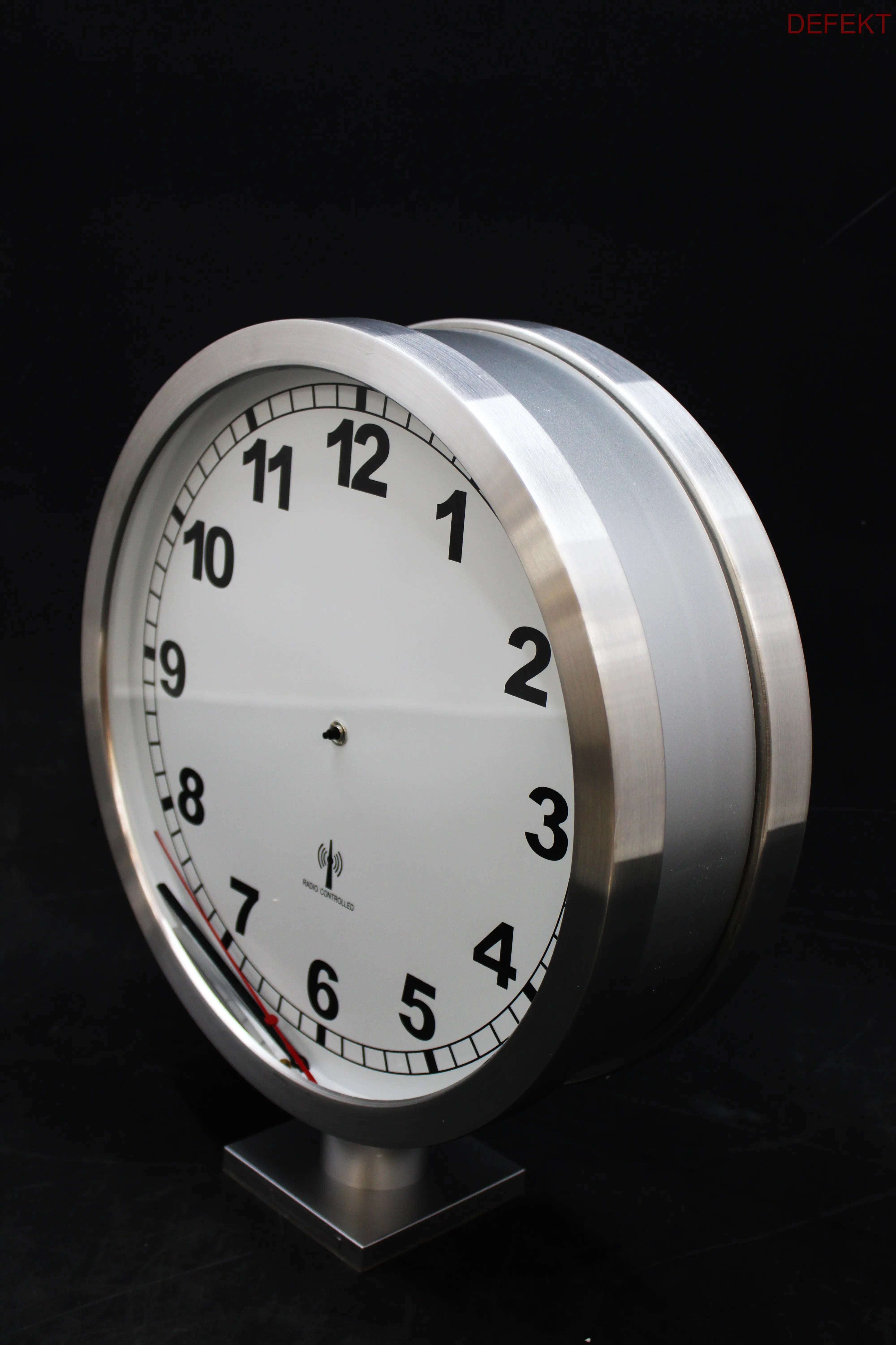 D-Ware Eurotime 91764 47 Funk Wanduhr Funkuhr Küchenuhr Uhr Wanduhr ø 40 Cm Defektware - 4044685500277