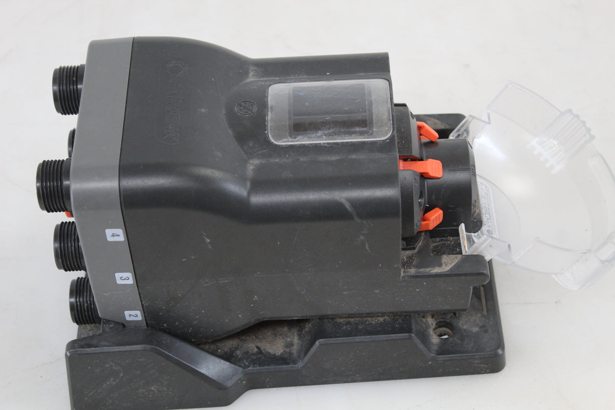 GARDENA Bewässerungscomputer MASTER & Wasserverteiler automatic Verteilergerät - 4078500055918