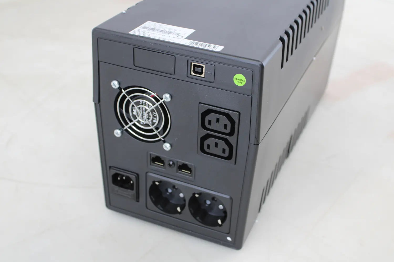 C-Ware Green Cell Ups Notstromversorgung Usv 2000 Va 1400 W überspannung Siehe Text/Foto - 5902701419752