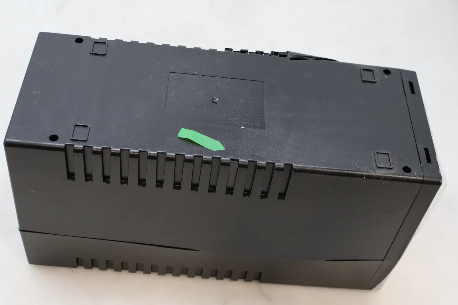 D-Ware Green Cell Ups Notstromversorgung Usv 2000 Va 1400 W überspannung Defektware - 5902701419752