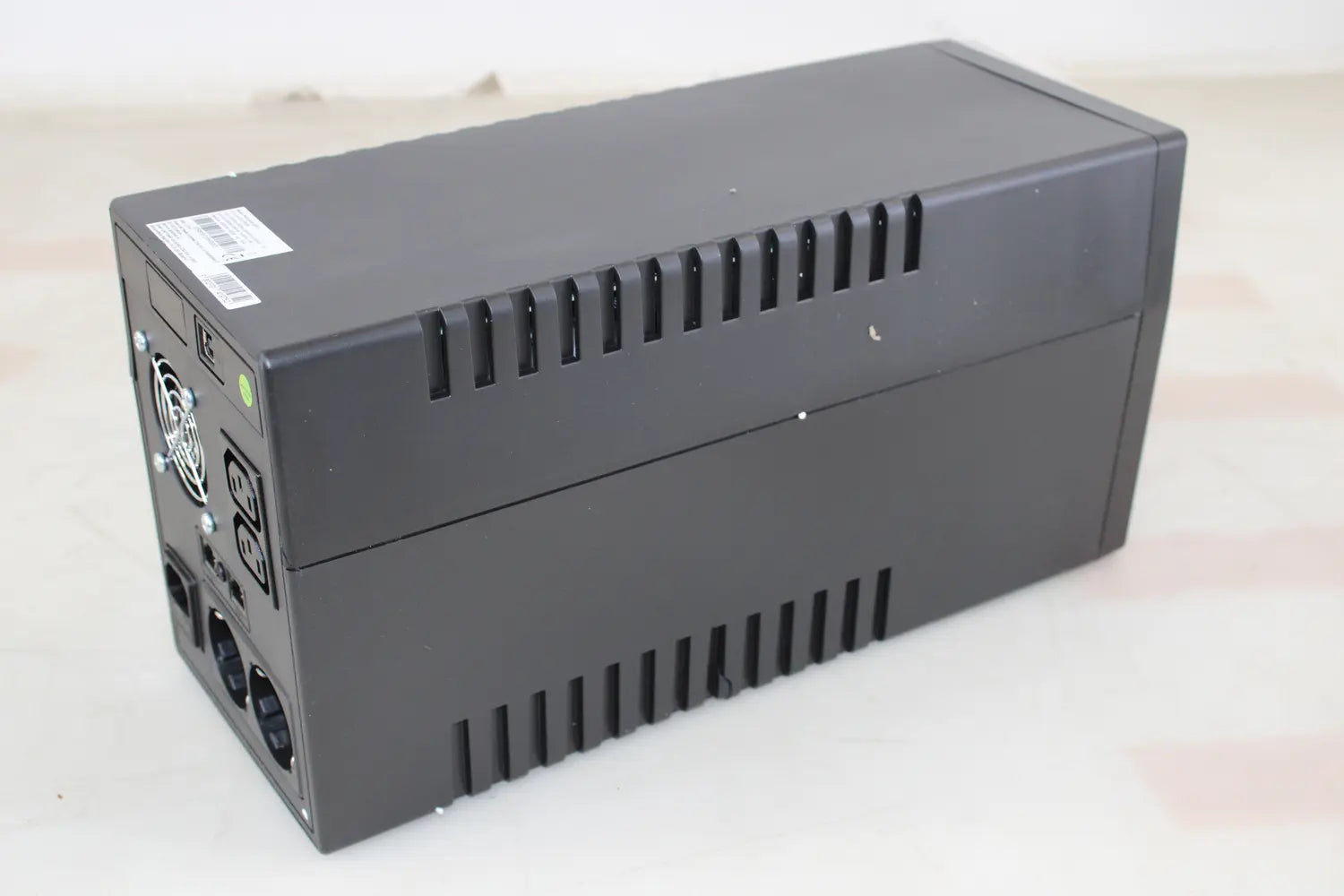 C-Ware Green Cell Ups Notstromversorgung Usv 2000 Va 1400 W überspannung Siehe Text/Foto - 5902701419752