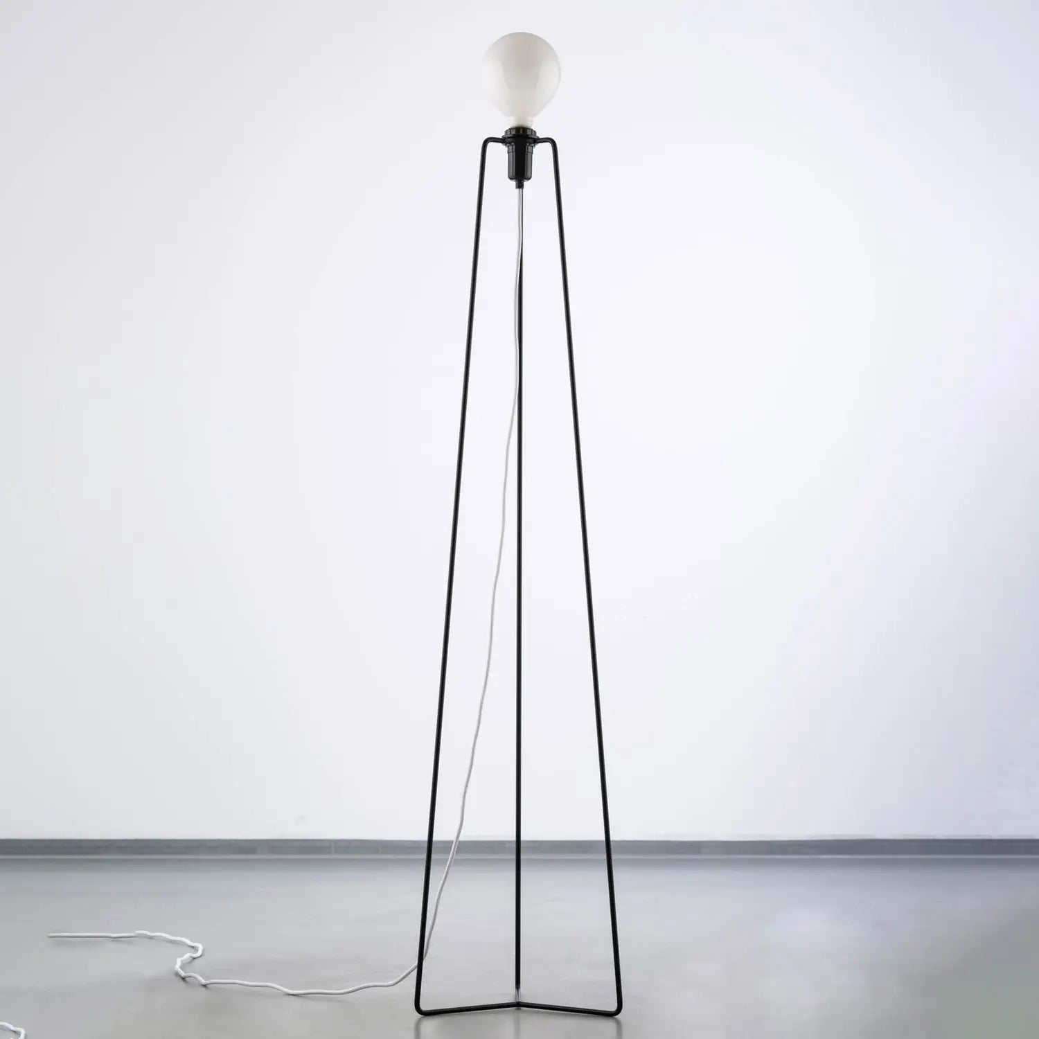 B-Ware Grupa Stehleuchte Bodenlampe Led Modell M3 Schwarz Kabel Weiß Stahl Glas - 5712802219850