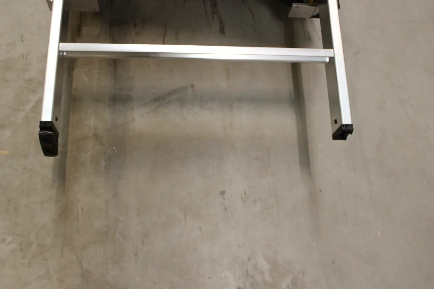 B-Ware Plattformleiter Podestleiter Günzburger Steigtechnik Aluminium Siehe Text/Fotos - 4031405523074