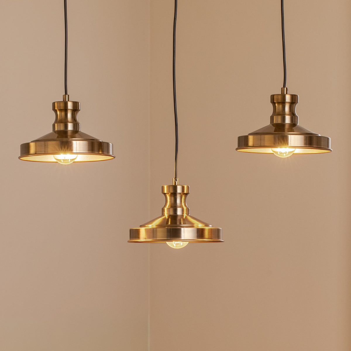 Berceste Hängelampe Pendelleuchte Lampe 3-flammig altmessingfarben E27 - 8684283470518