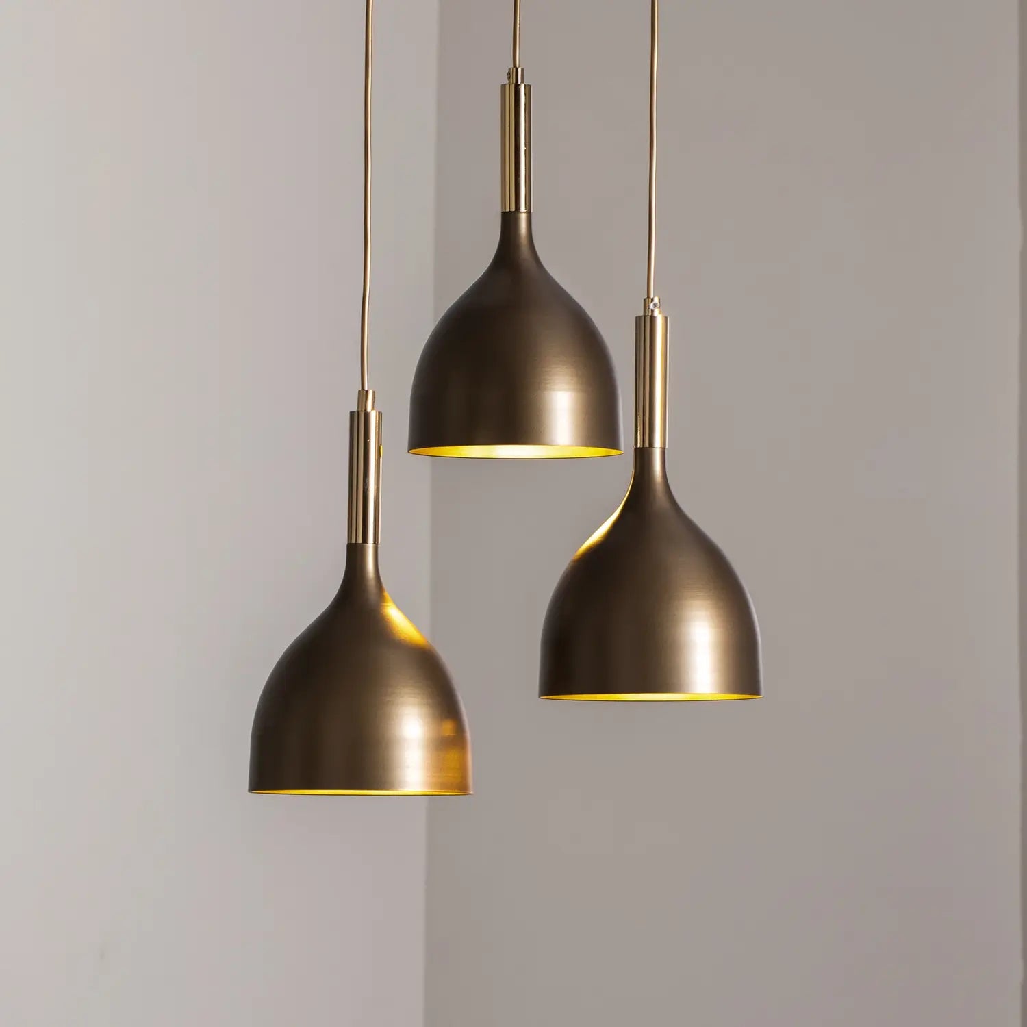 B-Ware Noak Hängelampe Pendelleuchte Lampe Stahl 3 Flg Led Deckenleuchte Titan/Gold - 5907565940046