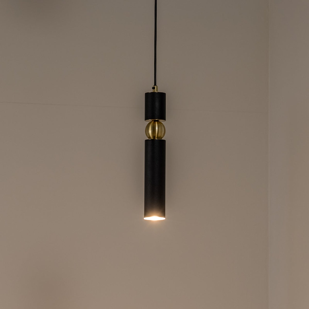 Alas Hängeleuchte Pendelleuchte schwarz Metall Abhängung 135 cm GU10 - 5905962020033