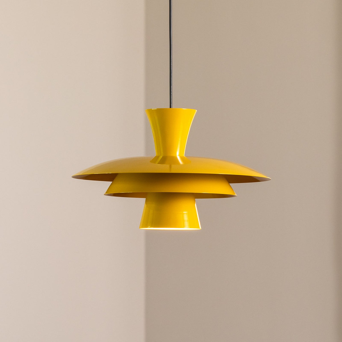Luminex Hängeleuchte Plato LED Pendelleuchte Lampe dimmbar senfgelb Ø38cm - 5907565945065