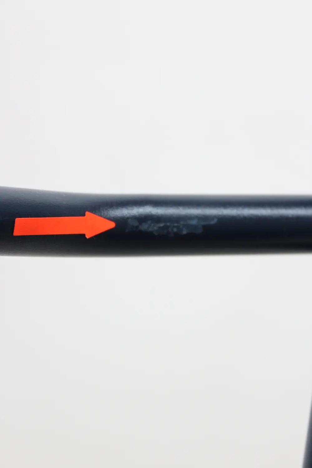 B-Ware Hay Gartenstuhl Stuhl Armlehnenstuhl Deep Blue Exklusive Edition 2025 Siehe Text - 4251384260092