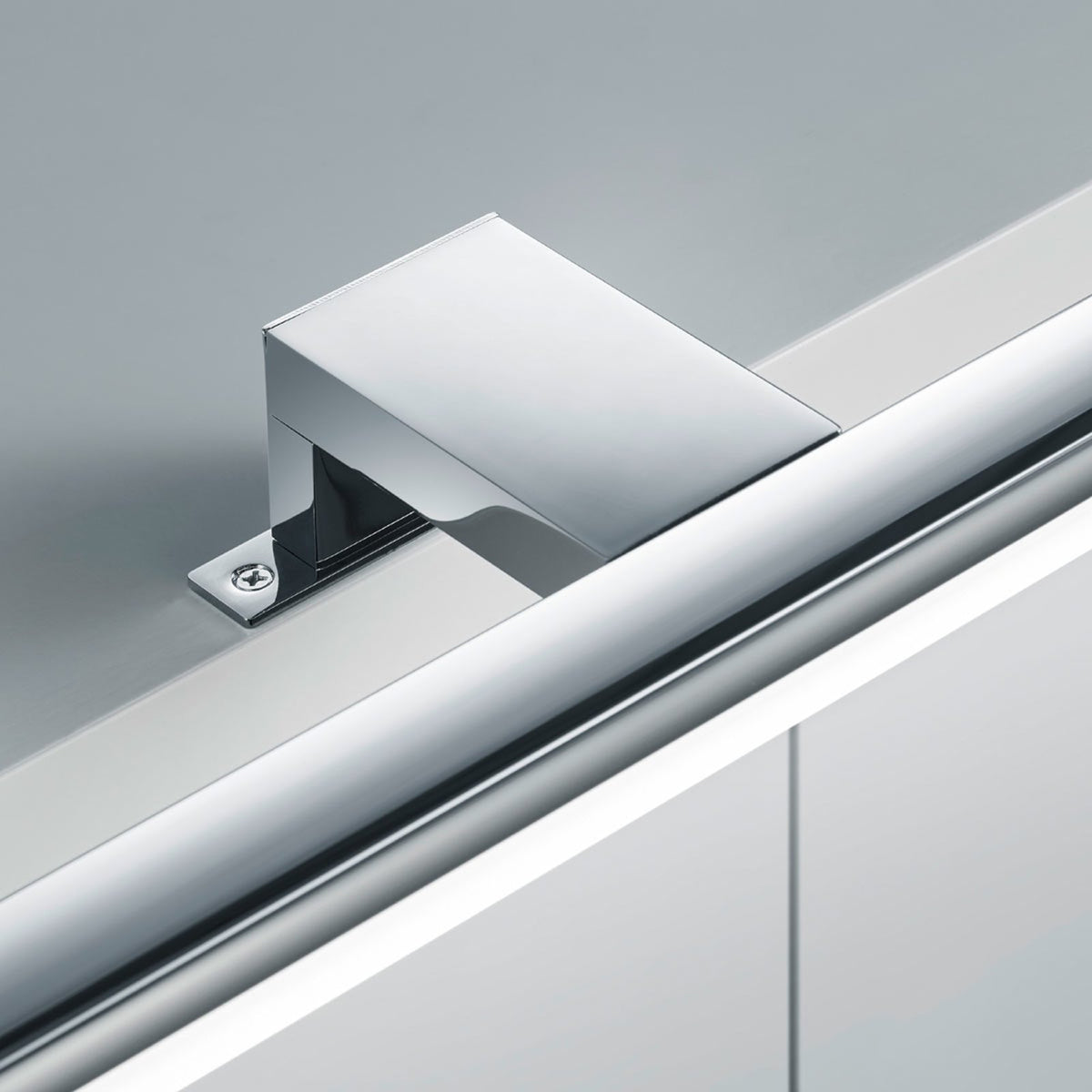 Helestra Gaia LED-Spiegellampe Spiegelleuchte Badezimmerlampe Leuchte Lampe - 4022671104685