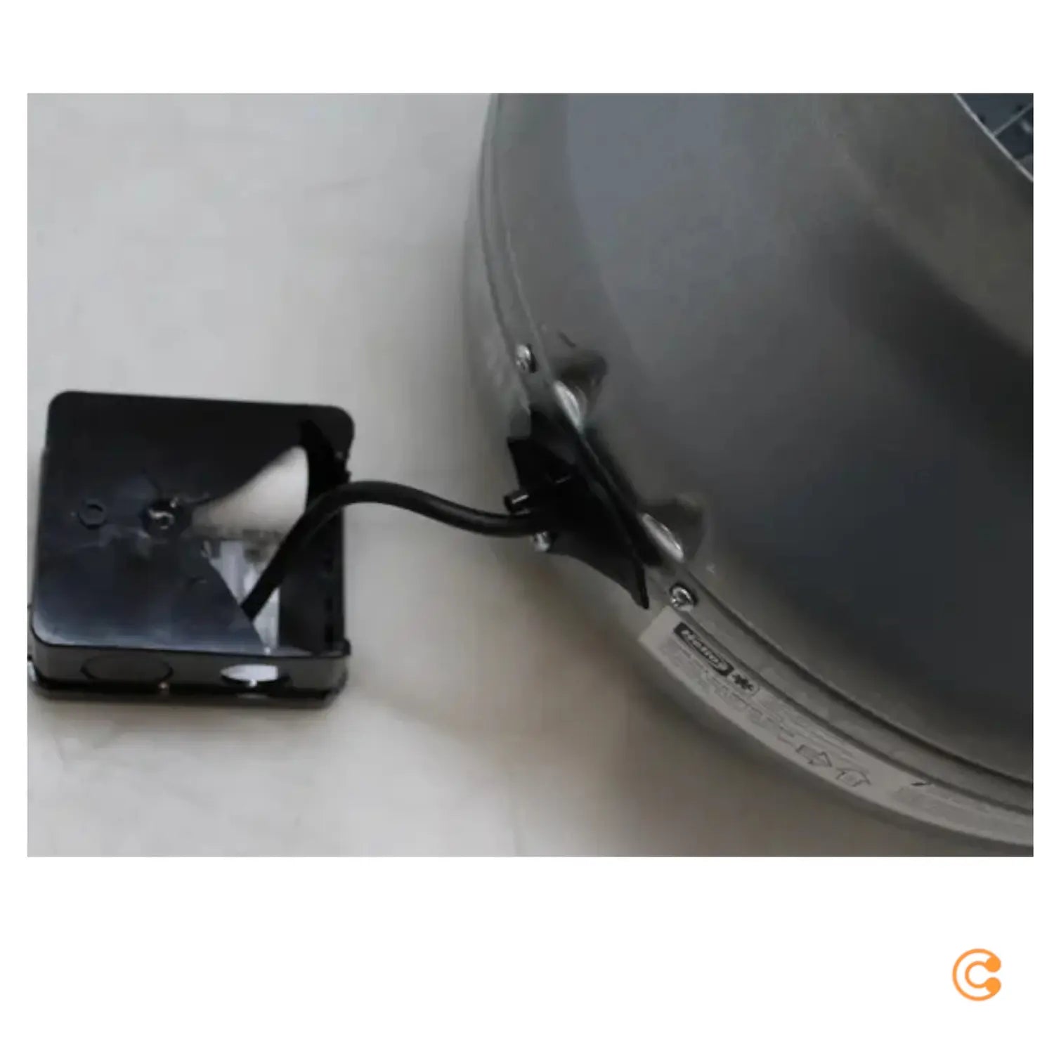 C-Ware Helios Ventilatoren Rohrlüfter Radiallüfter 230 V 886m³h Stahl Siehe Text/Foto - 4010184056522