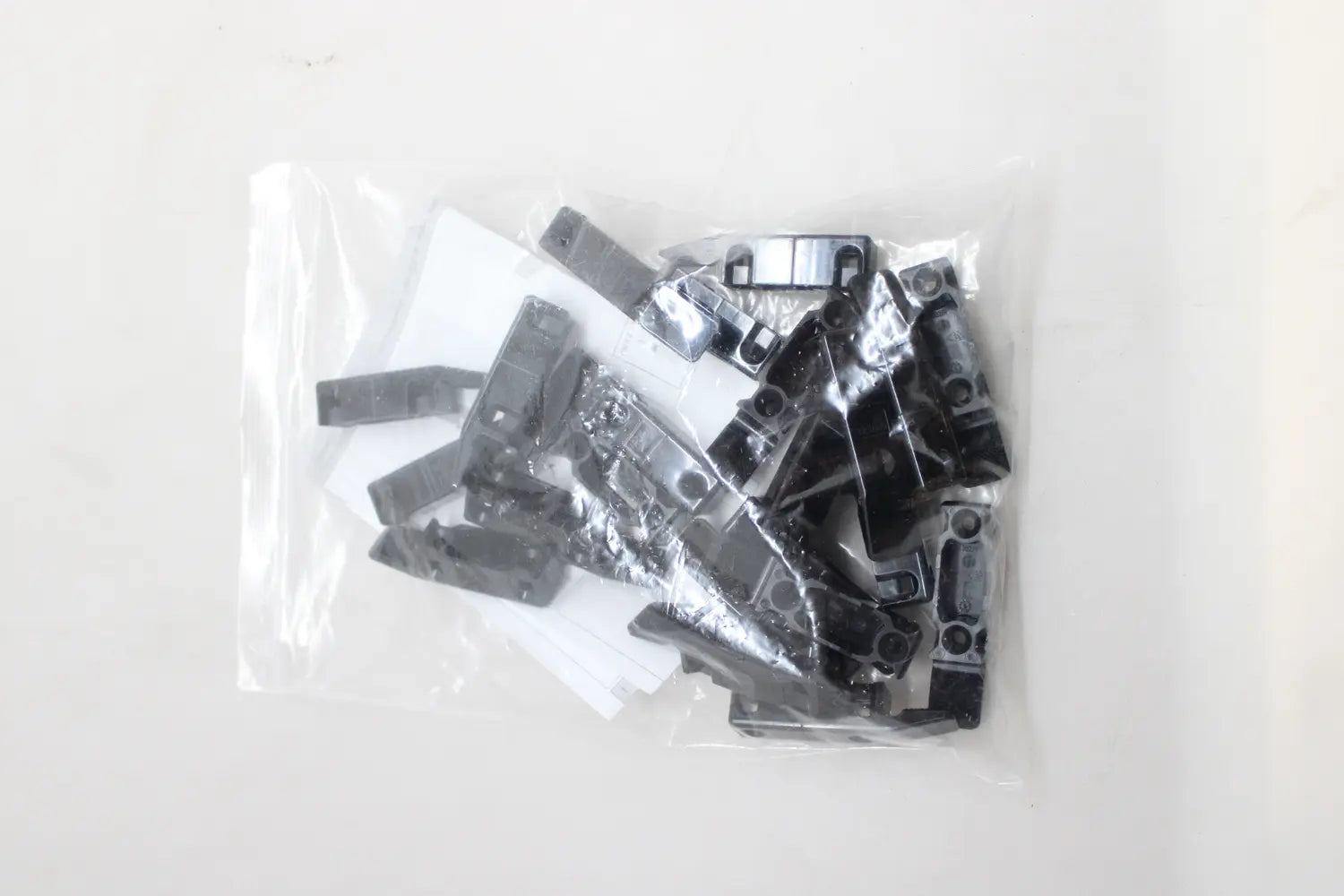 B-Ware Hettich Beschlag Einhängebeschlag Halterung Multiclip Schwarz 64mm 22 Stück - 4023149460807