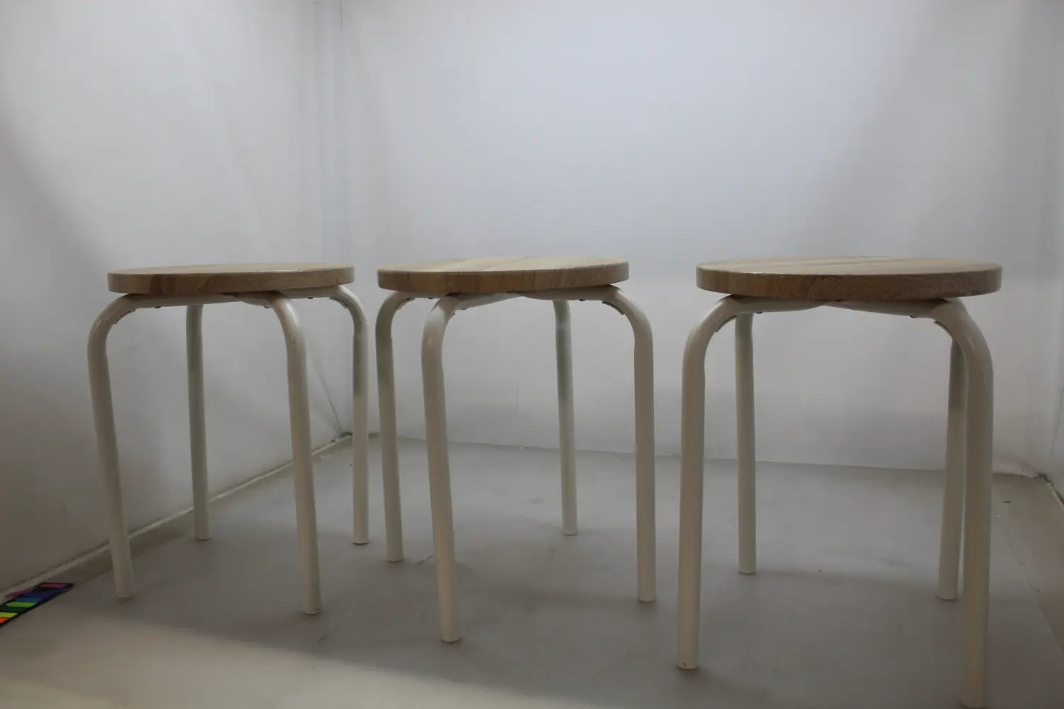 B-Ware Hjh Living Alranda Metall Mdf Weiß Eiche Stapelhocker Sitzhocker 3 Stück - 4064323037804