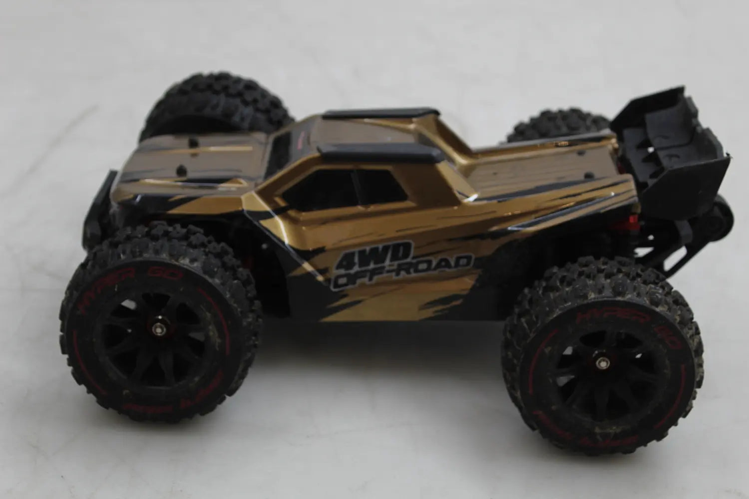 C-Ware Mjx Hyper Go Schwarz Gold Brushless 1:14 Rc Elektro Truggy Siehe Text/Foto - 4064161341750