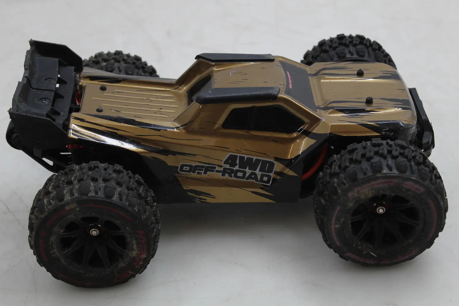 C-Ware Mjx Hyper Go Schwarz Gold Brushless 1:14 Rc Elektro Truggy Siehe Text/Foto - 4064161341750