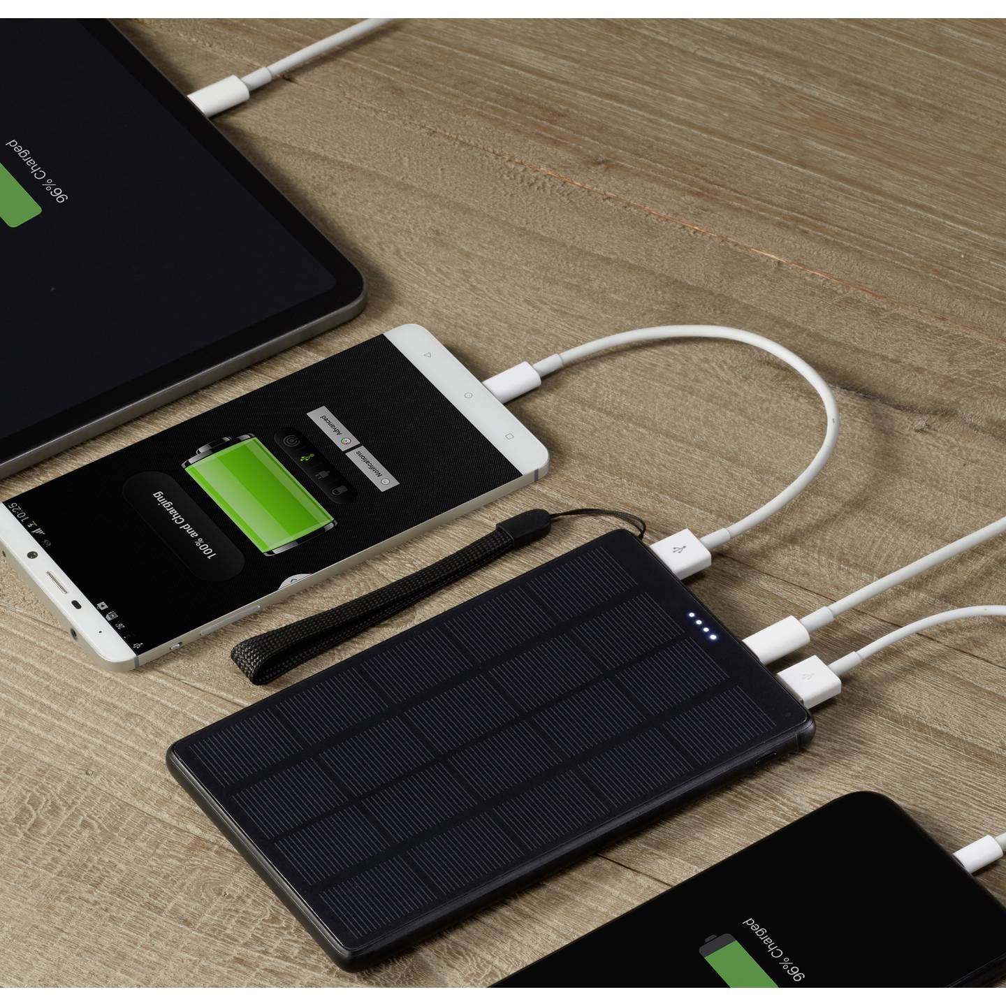 Voltcraft Solar Powerbank 10000 mAh Akku Ladegerät USB PD schwarz LiPo 2xUSB - 4064161151175