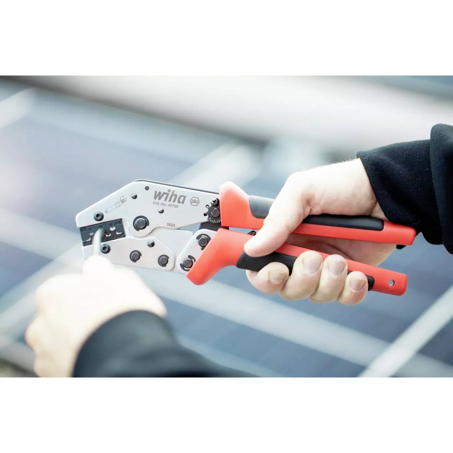 Wiha Crimpzange Photovoltaik-Verbinder MC4 45796 2,5 bis 6 mm² Handwerkzeug 680g - 4010995457969
