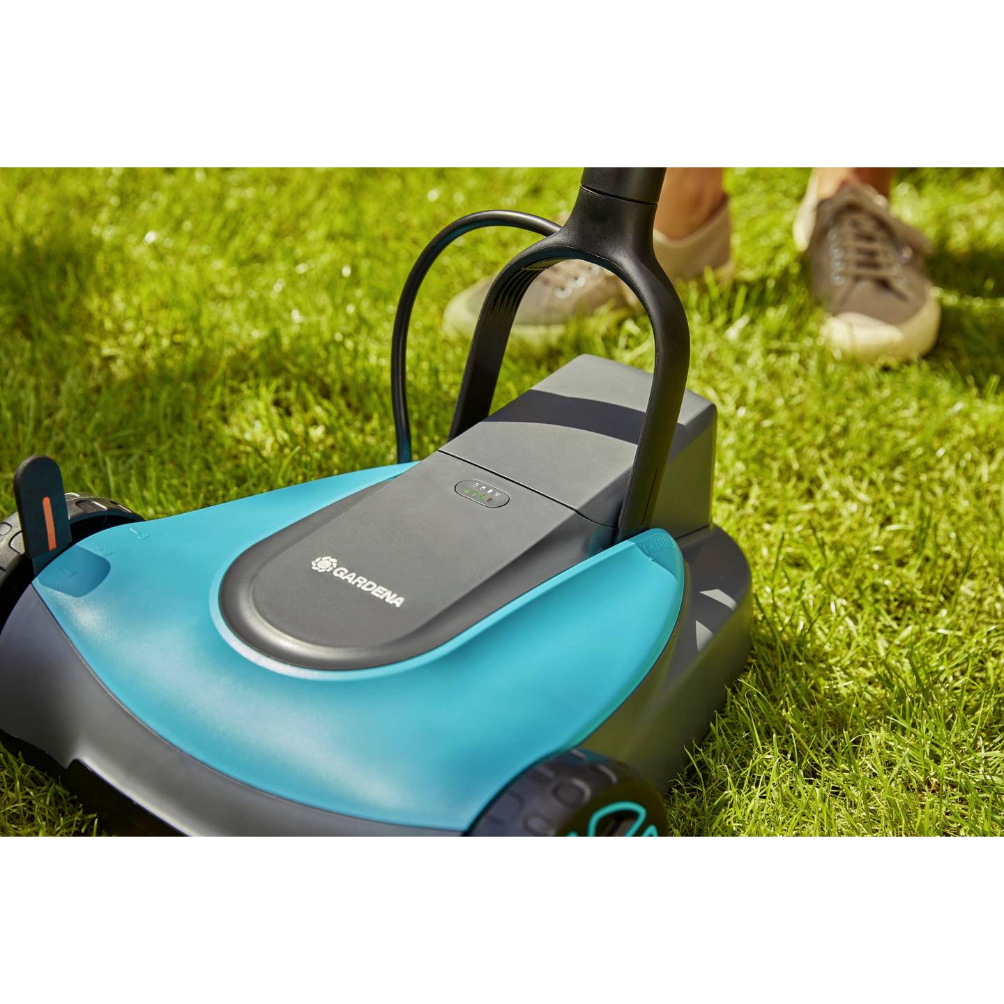 Gardena Akku-Rasenmäher HandyMower 22/18 V Power For All Mäher schwenkbar 50m² - 4078500054164