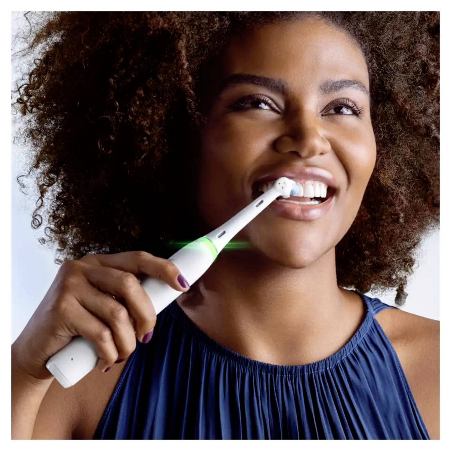Oral-B Elektrische Zahnbürste iO Series 4 611033 Rotierend Oszillierend Weiß - 4210201414988
