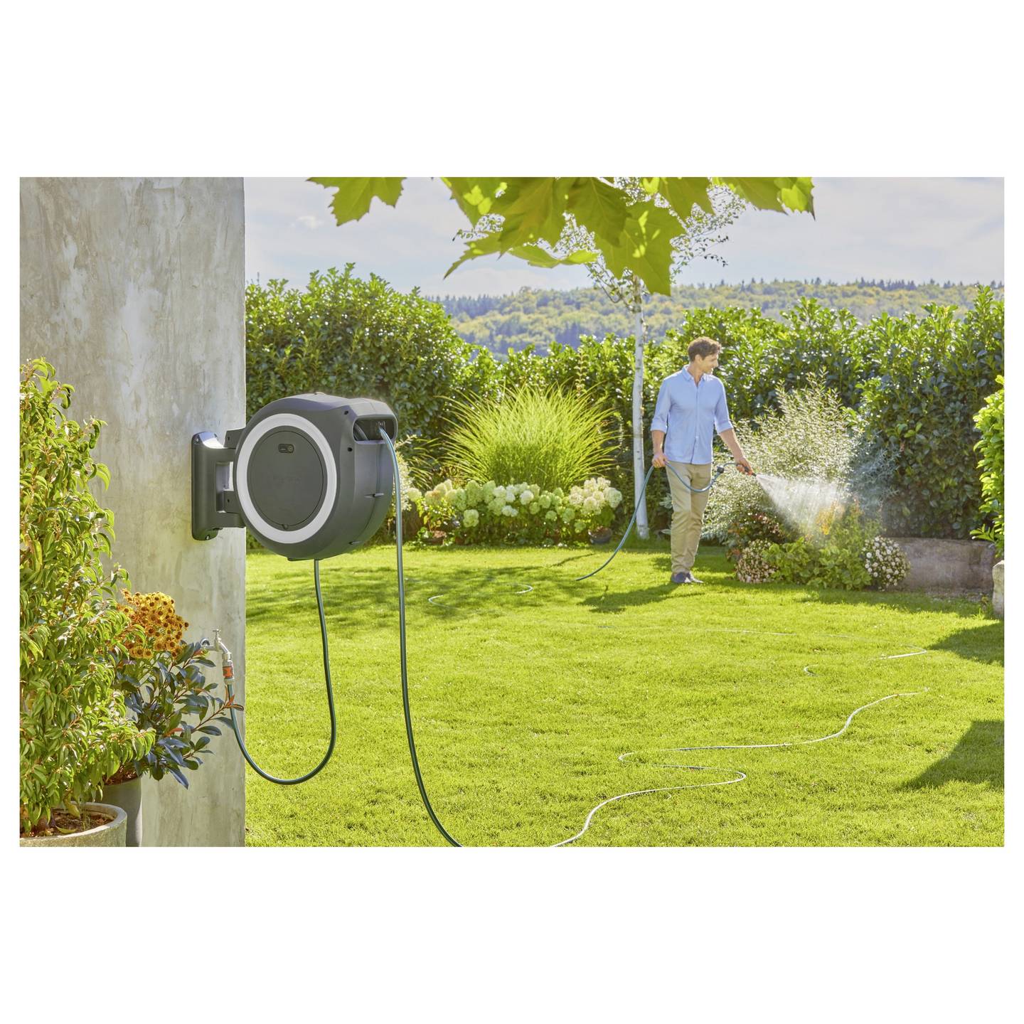 GARDENA Akku-Wand-Schlauchbox PowerRoll XXL 40m Grau-Weiß Gartenbewässerung 1 - 4066407002456