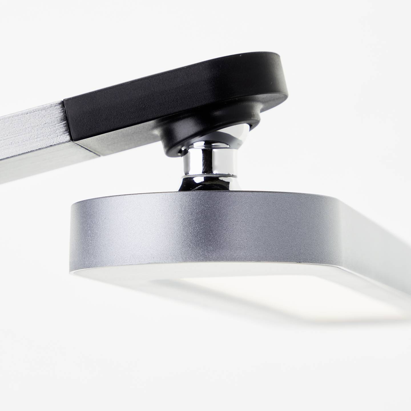 Brilliant Tischleuchte G98941/22 LED 7W silber Lampe Schreibtischleuchte Leuchte - 4004353430343