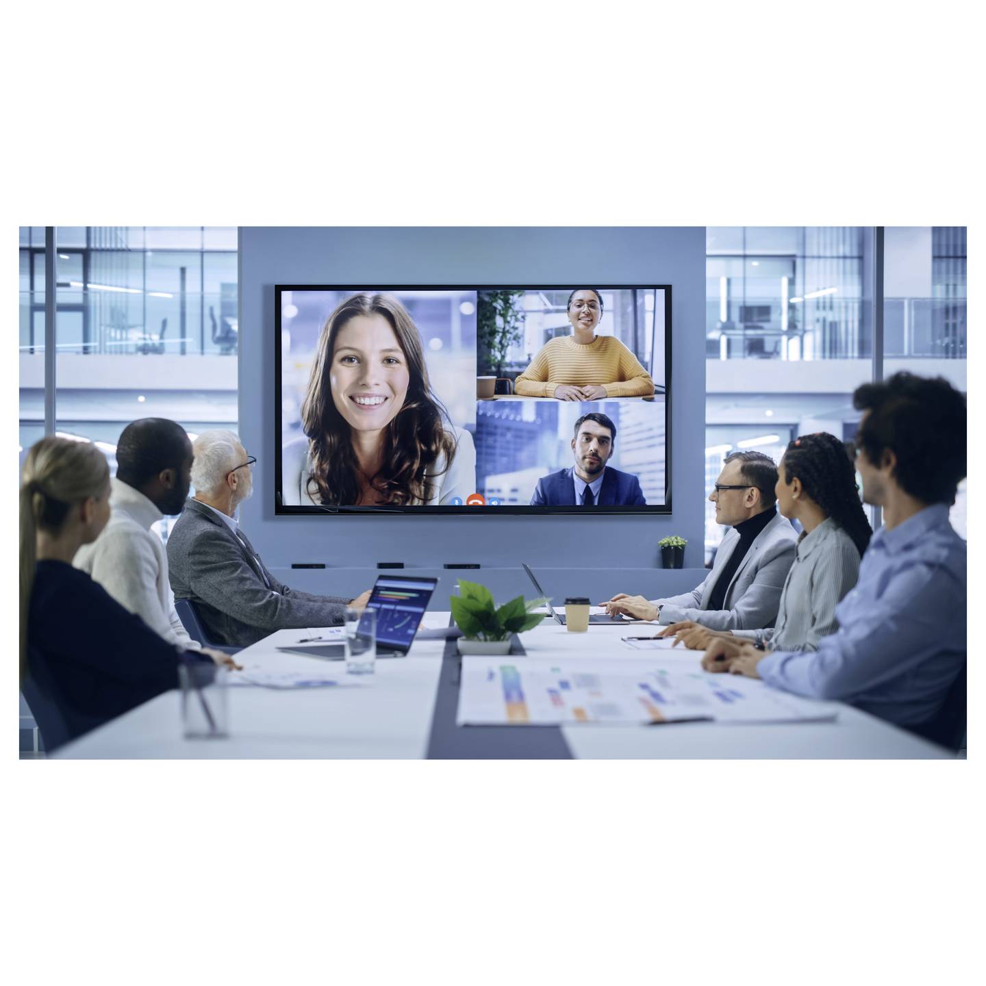 SpeaKa Professional TV-Wandhalterung neigbar schwenkbar für 60-120 Zoll 120kg - 4064161497037
