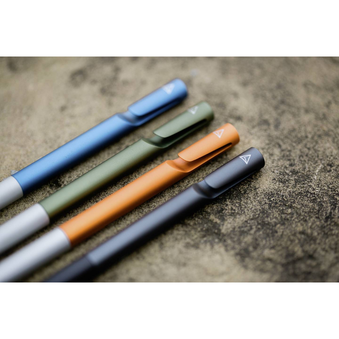 Adonit Touchpen Mini 4 Dunkelgrau Stylus für Apple iPhone 16 Geräte mit Display - 0847663022822