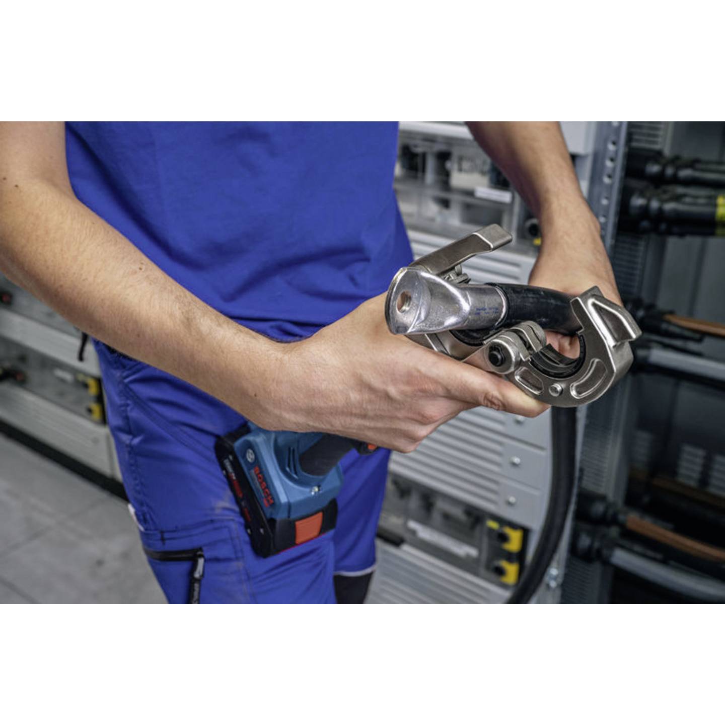 Bosch Crimpeinsatz Presswerkzeug Rohrkabelschuhe Kupferkabelschuhe 30mm² - 4059952725307
