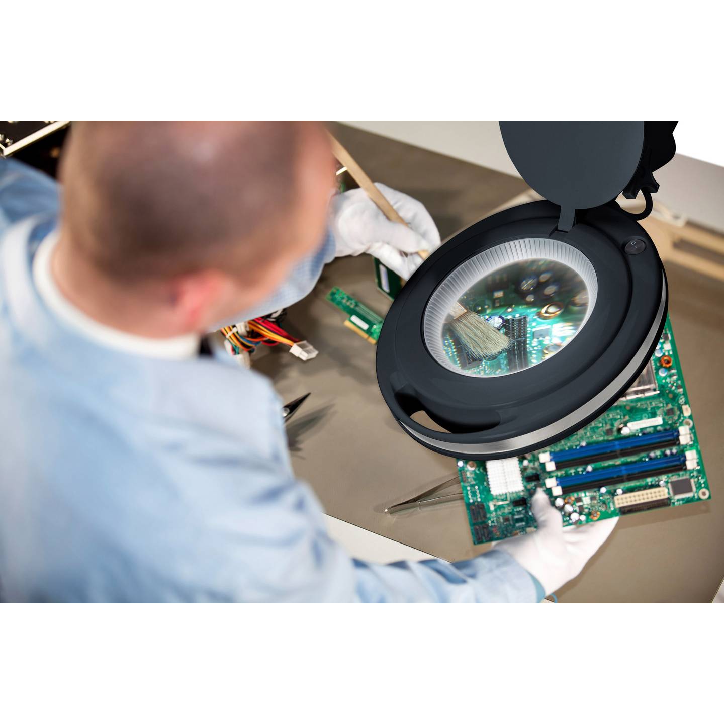 TOOLCRAFT LED-LUPENLEUCHTE 5 Zoll 1,75-fach Vergrößerung Tischklemme Schwarz - 4064161188621