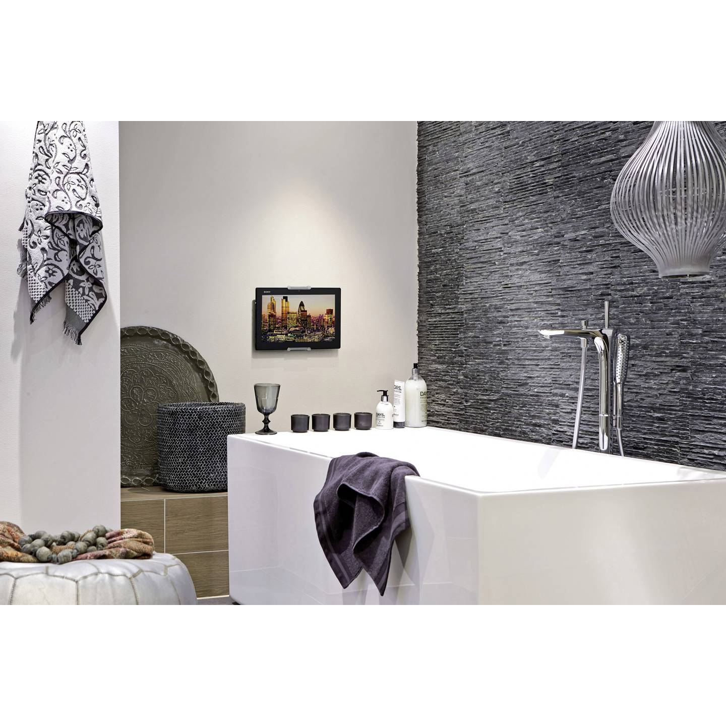 Vogel's TM 1010 Universal Tablet-Halterung für 7"-12" Tablets, ideal für Bad - 8712285326707