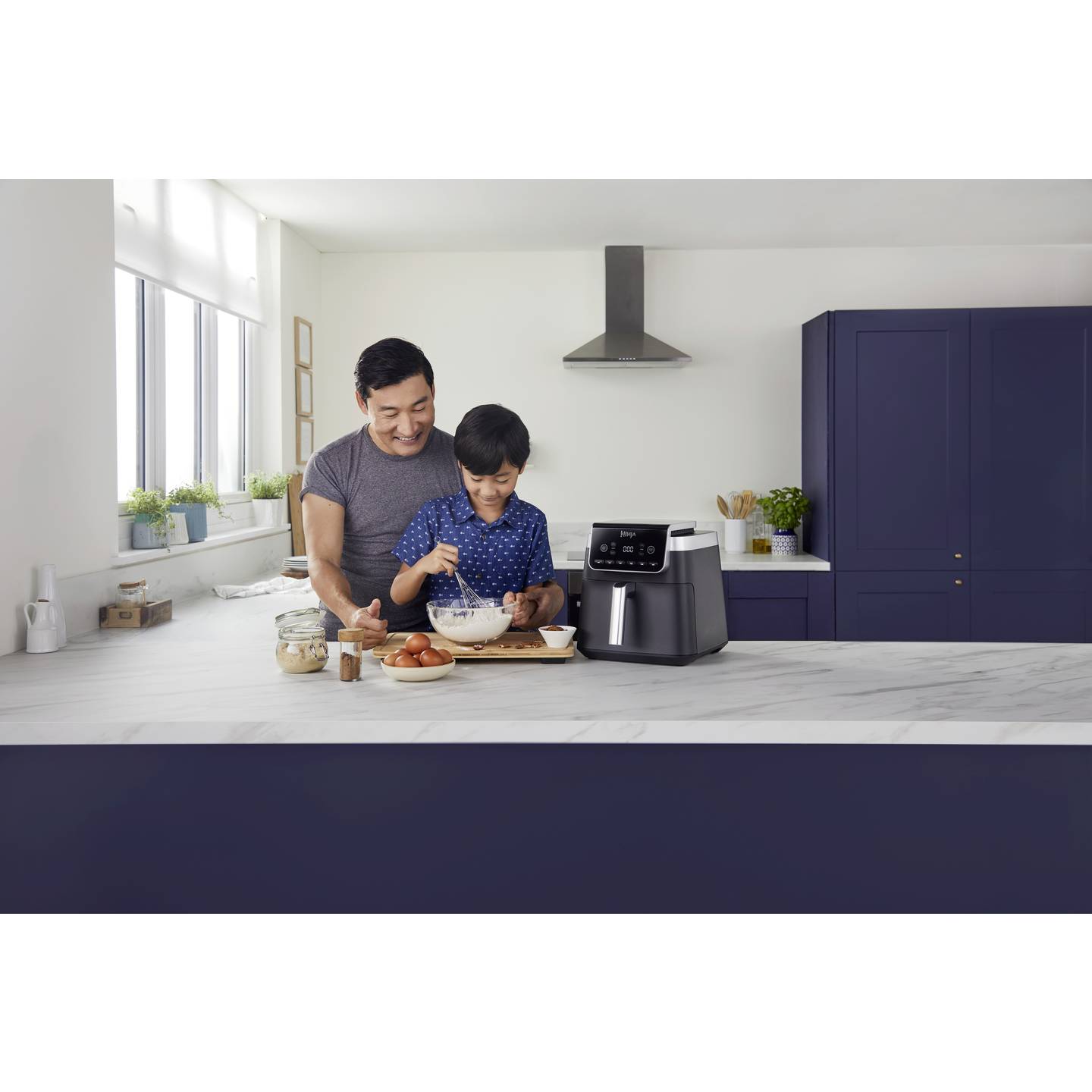 Ninja AF180EU Heißluft-Fritteuse 6,2 l 2000 W 240 °C Schwarz Silber - 0622356278782