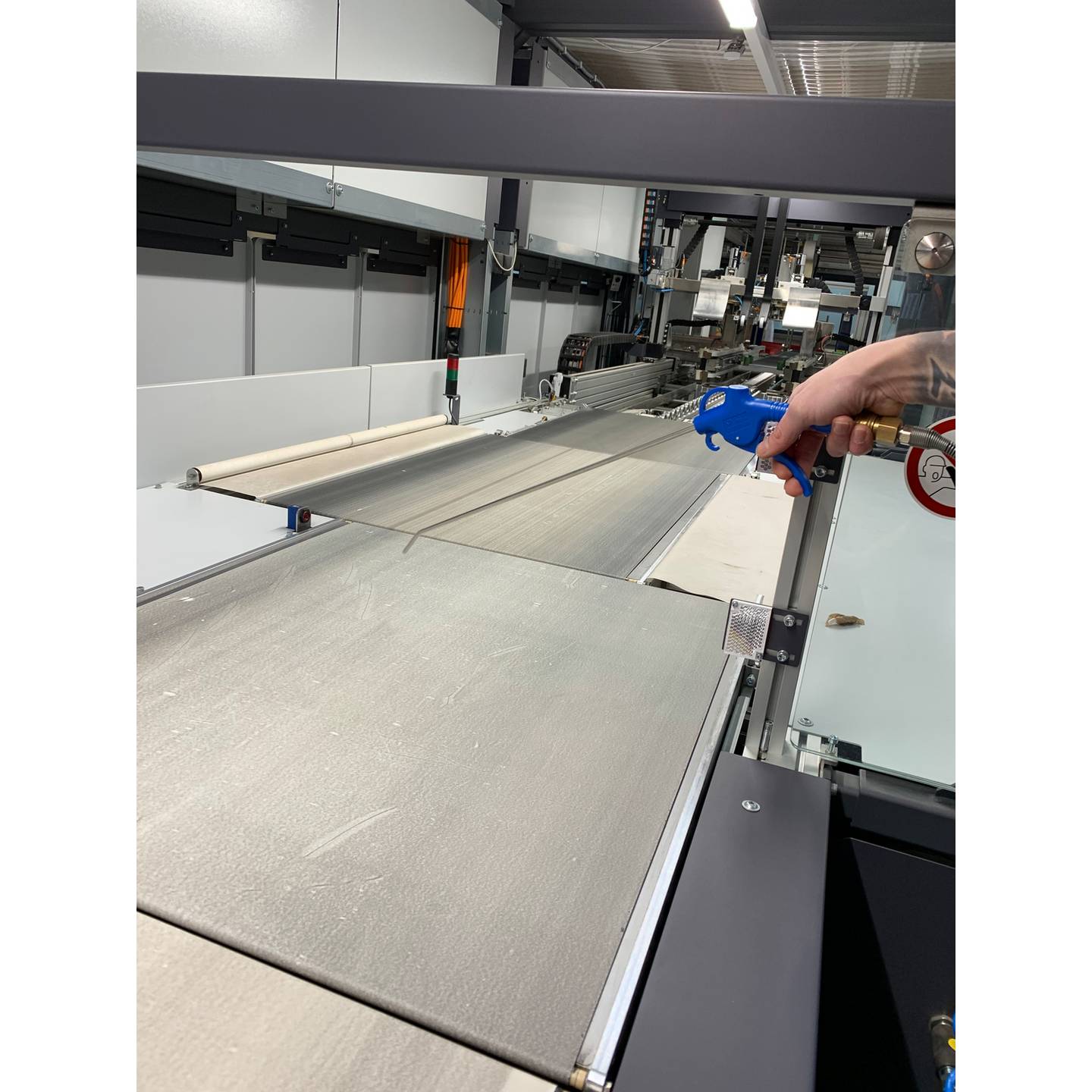 Brilliant Tools Druckluft-Ausblaspistole Blaspistole 6,3 bar Metall Kunststoff - 4042146863497