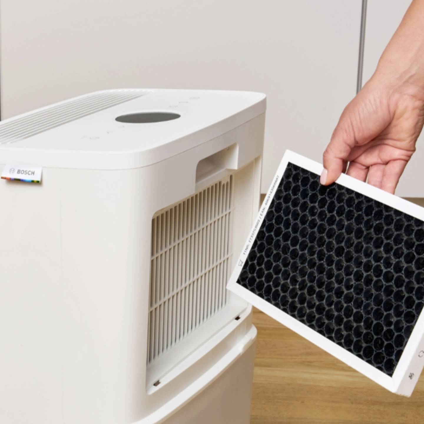 Bosch Luftentfeuchter DRY 1000 10 l/Tag für Räume bis 40 m³, leise 36 dB - 4069143047750