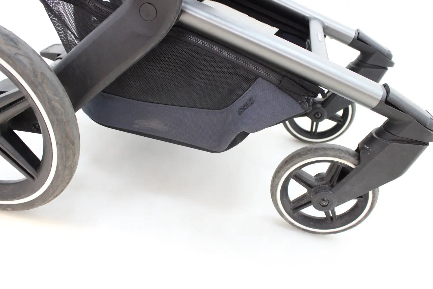 B-Ware Joolz Kinderwagen Buggy Day⁵ Navy Kombikinderwagen Babywagen Siehe Text/Foto - 8717447298472