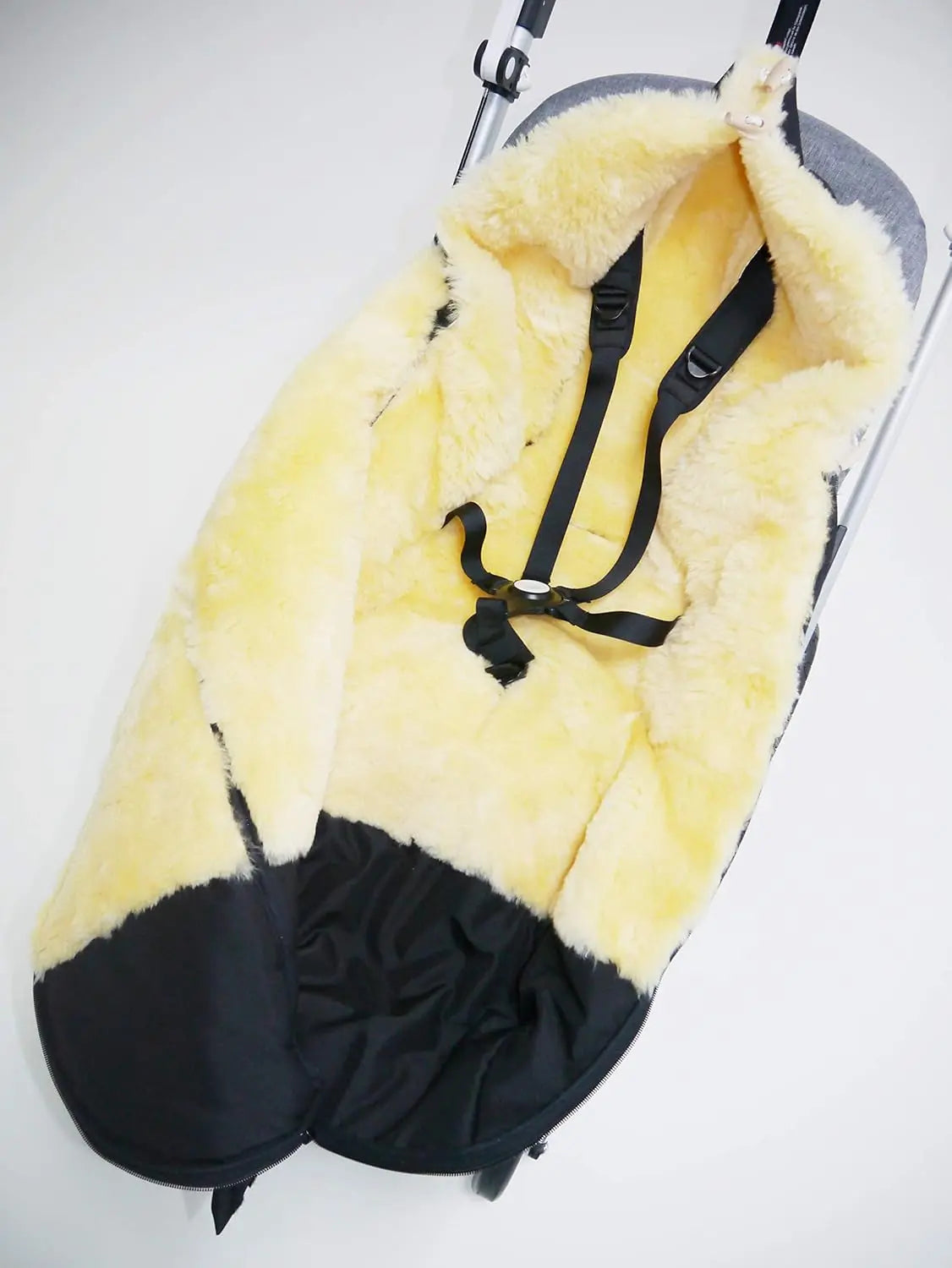 B-Ware Kaiser Lammfell Fußsack Allex Kinderwagenfußsack Baby Daunenfußsack Schwarz - 4011863408342