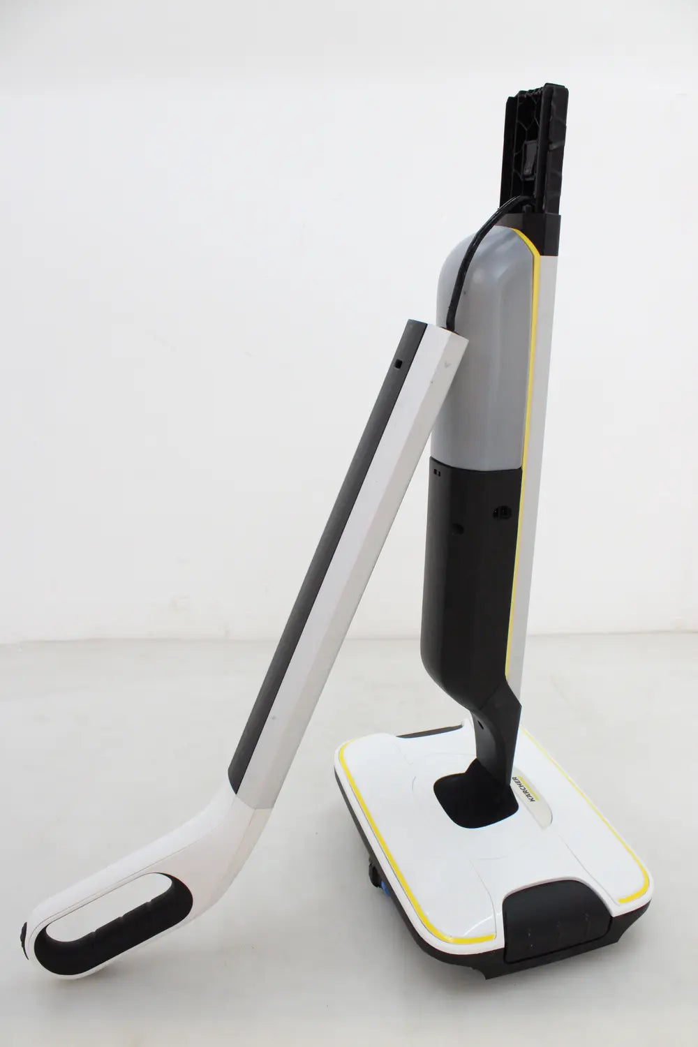 D-Ware Kärcher Hartbodenreiniger Bodenwischer Fc 7 Cordless Silber Akku Defektware - 4054278975184