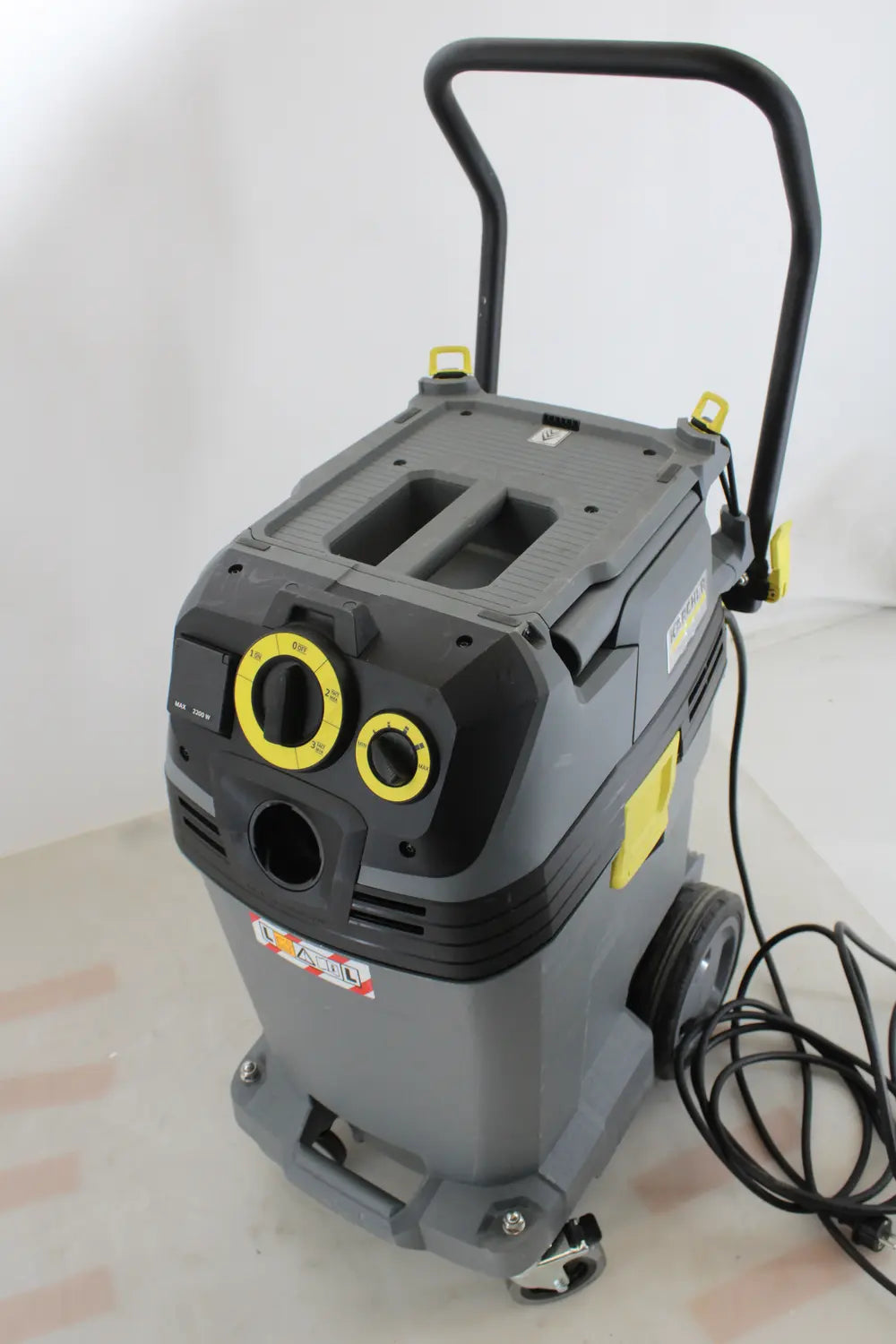 C-Ware Kärcher Nass Trockensauger Industriestaubsauger Feinstaub Nt Siehe Text/Foto - 4054278061375
