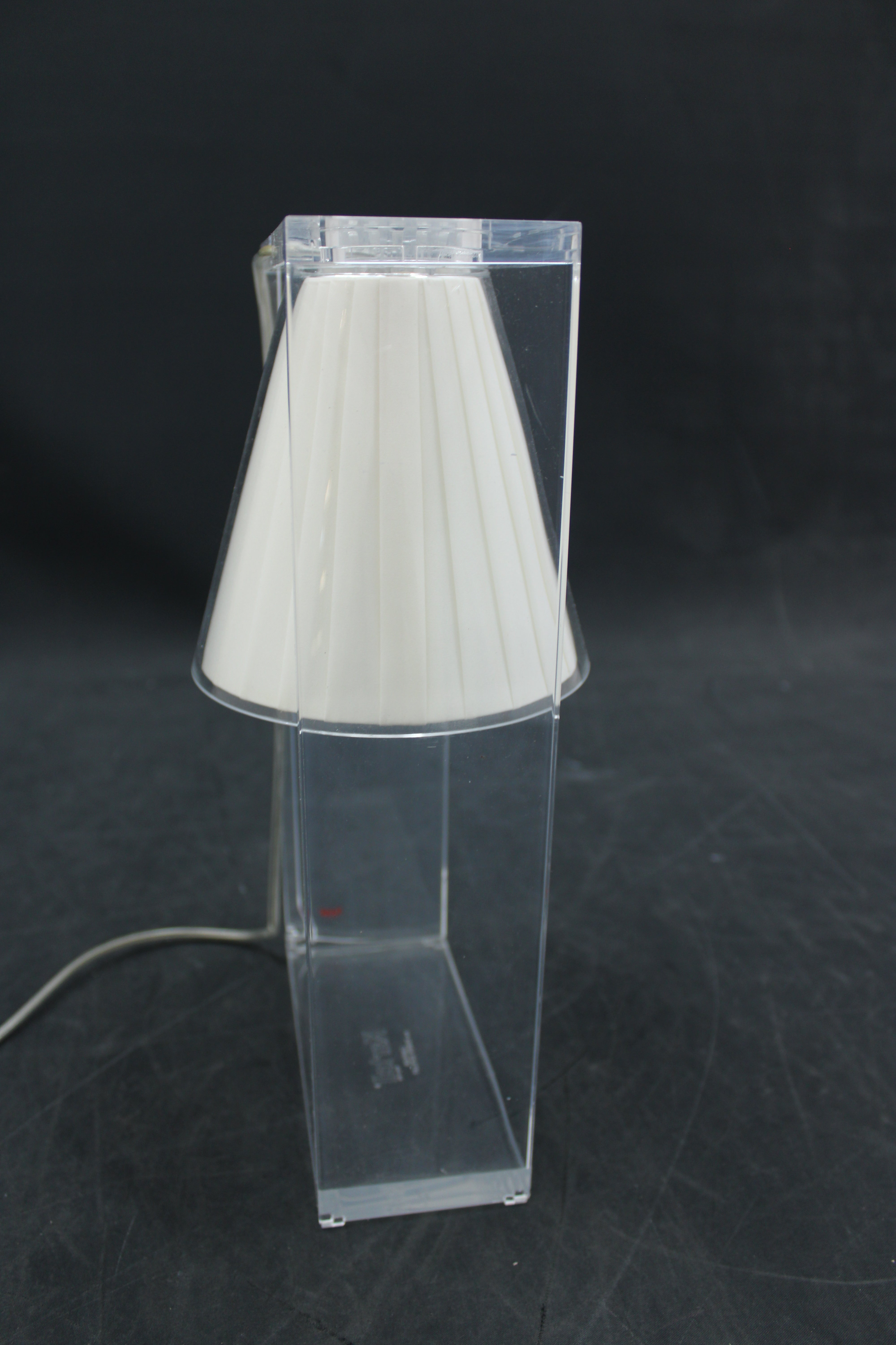 Kartell Light-Air Tischlampe Tischlampe Lampe Leuchte glasklar beige E14 IP 20 - 8058967186406