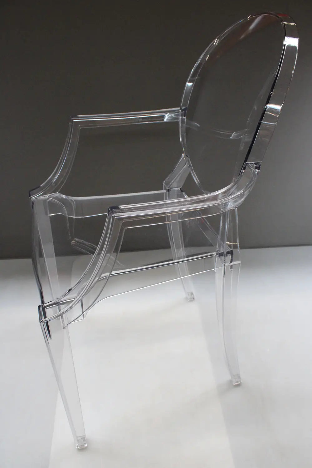 B-Ware Kartell Louis Armlehnstuhl Stuhl Esszimmerstuhl Essstuhl Gartenstuhl Siehe Text