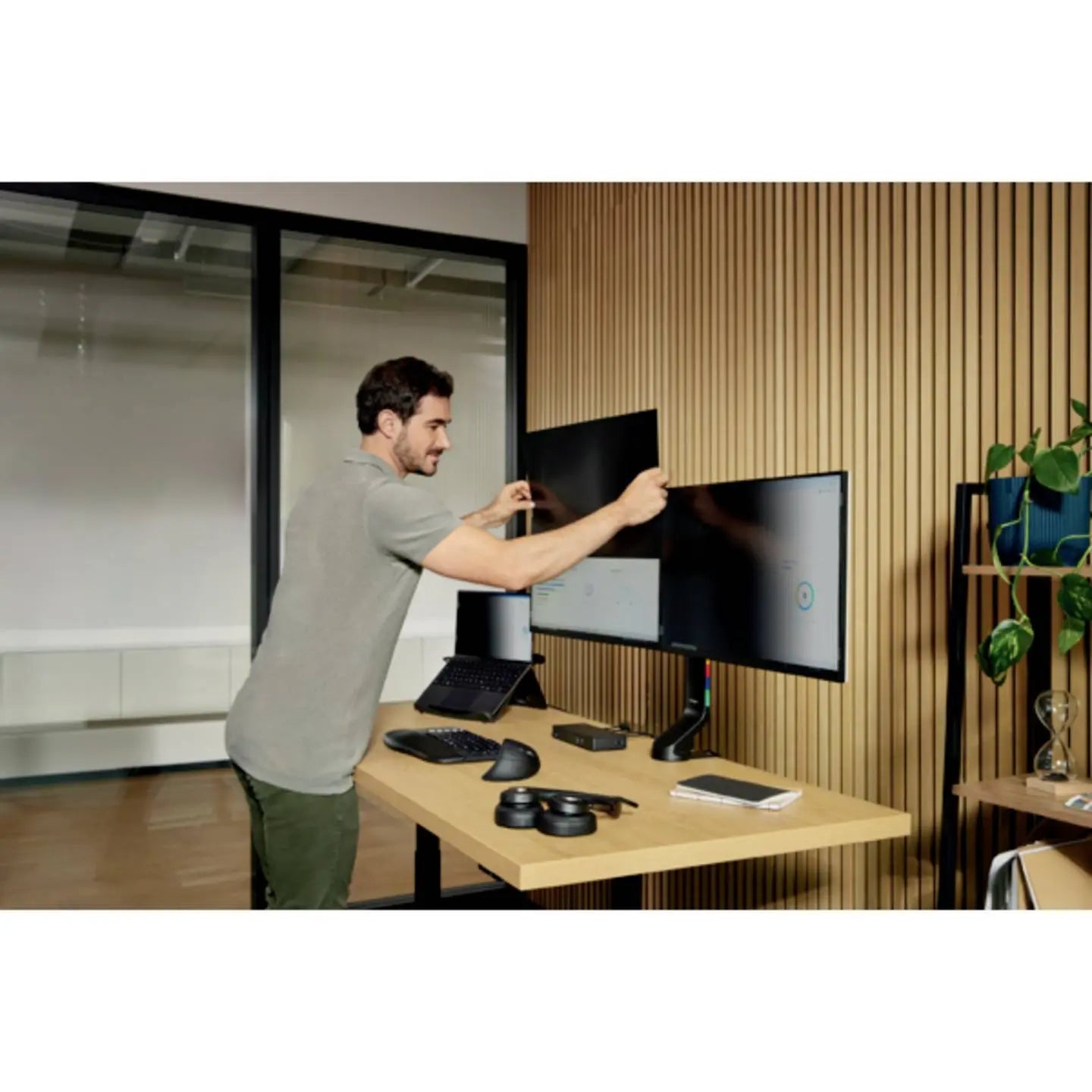 B-Ware Kensington Blickschutzfolie Sichtschutzfilter Monitor Blaulichtreduzierung 66 Cm - 4049793057897