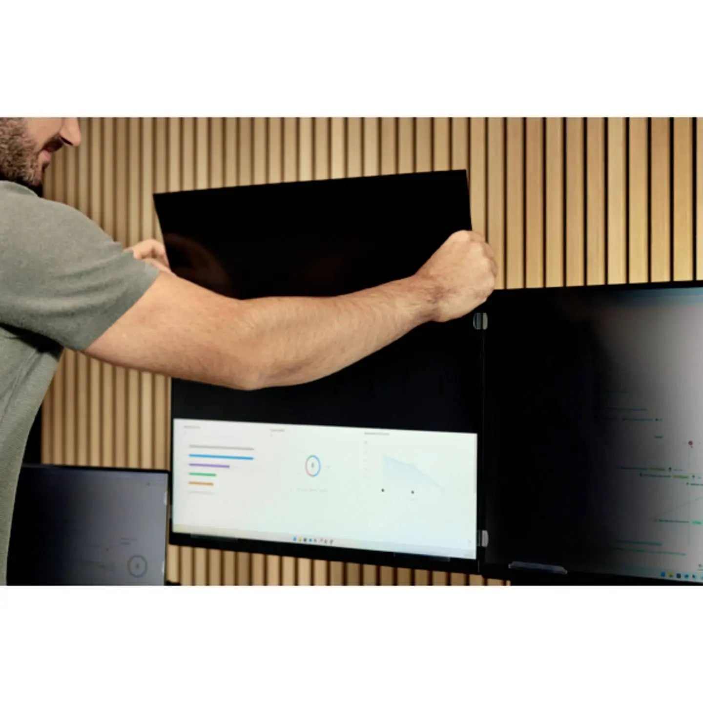 B-Ware Kensington Blickschutzfolie Sichtschutzfilter Monitor Blaulichtreduzierung 66 Cm - 4049793057897