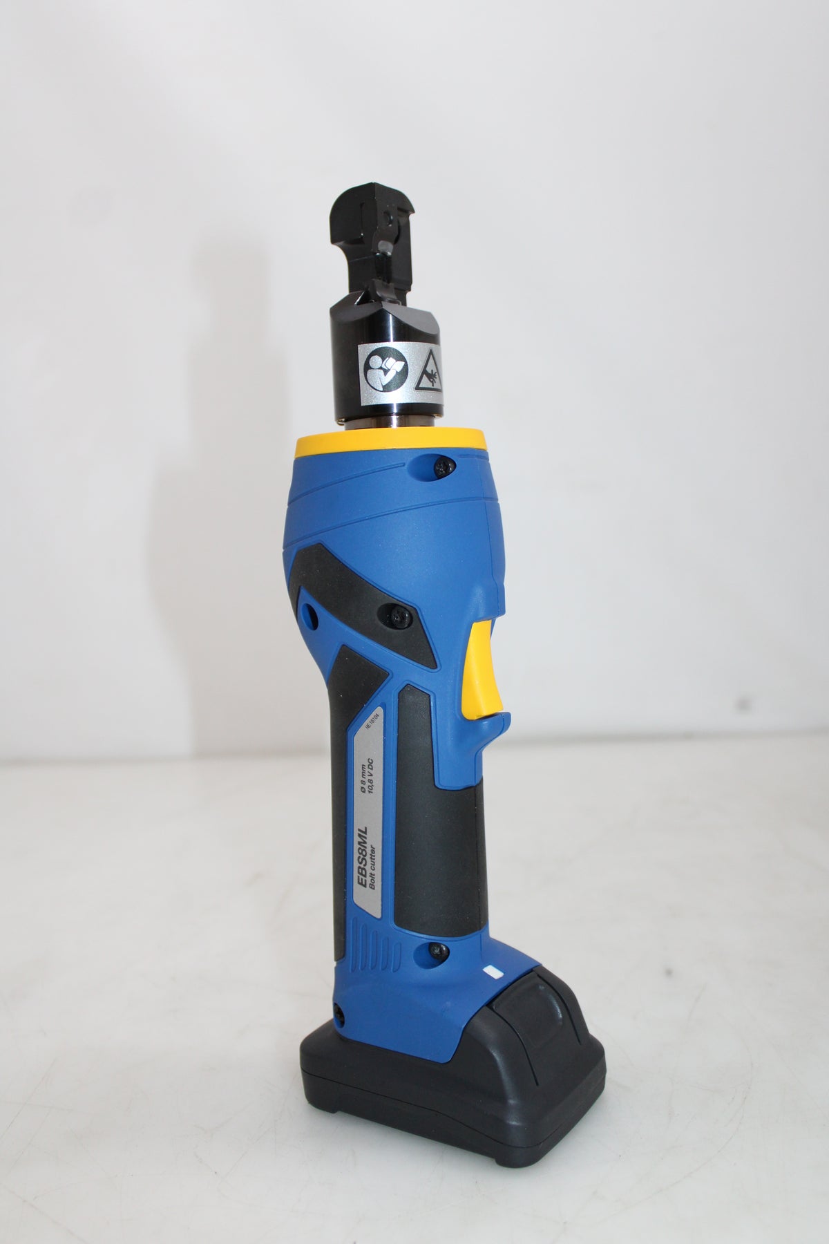 Klauke EBS8ML Akkuhydraulischer Bolzenschneider 10.8 V 2.5 Ah Li-Ion SIEHE TEXT - 4012078854894