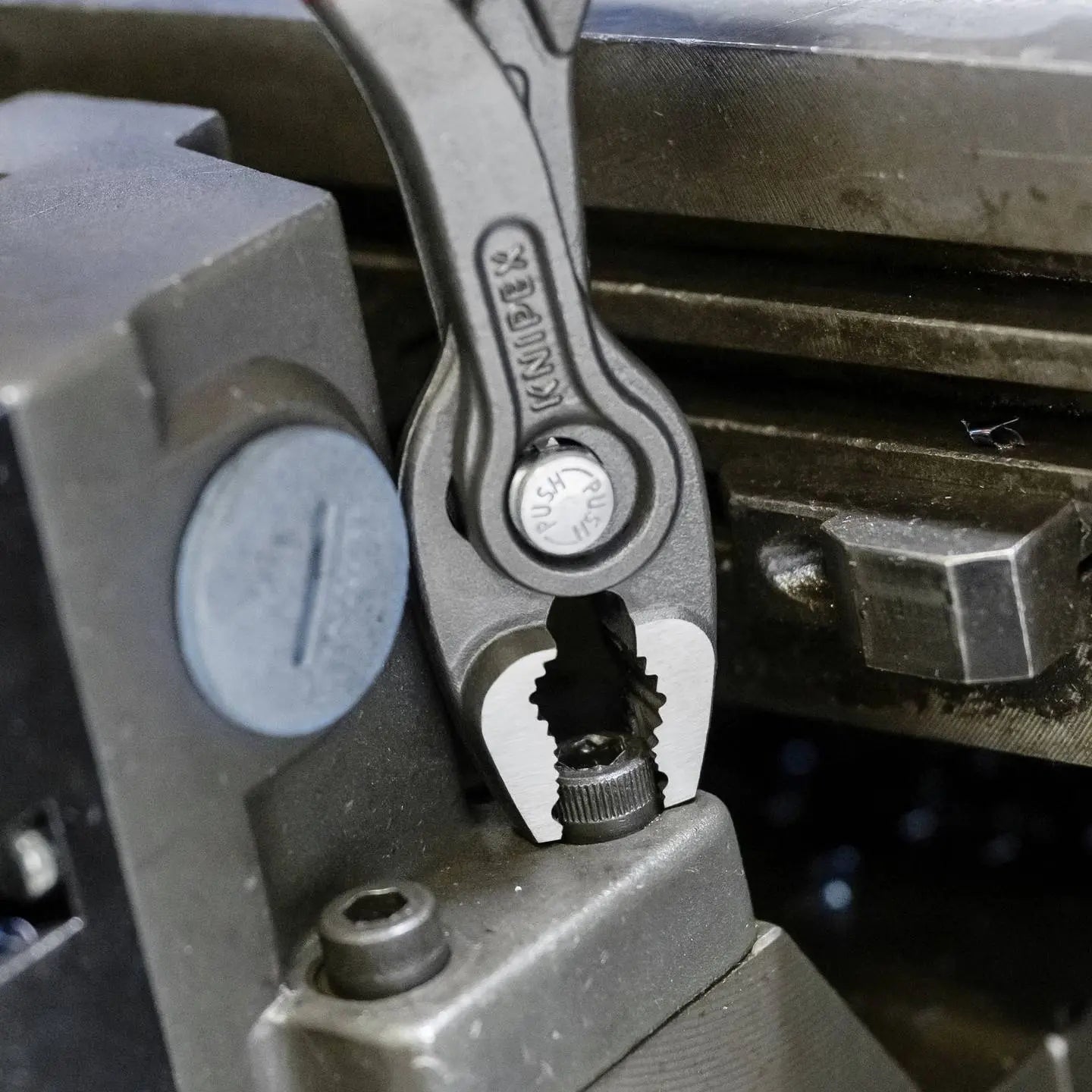 B-Ware Knipex Twin Grip Frontgreifzange Zange Schraubenzange 150mm Frontgreifen Werkzeug