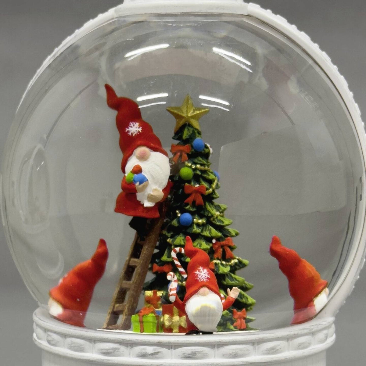 Konstsmide Laterne Schneekugel LED Kugellaterne Weihnachtsmann Weiß Timer Innen - 7318304300201