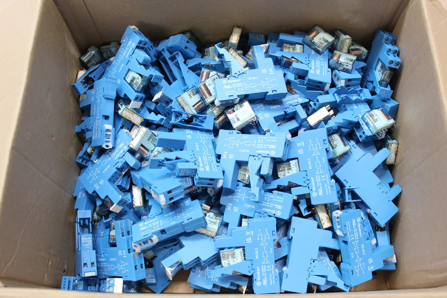 B-Ware Finder Koppel Relais 49.52.9.024.0050 Relaisbaustein 24 V/Dc 100 Stück - 8012823220970