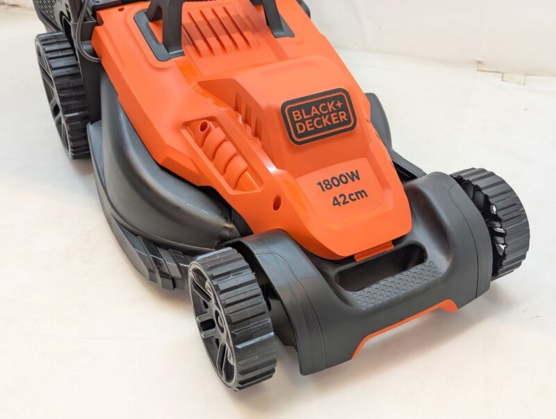 Black & Decker Elektro-Rasenmäher Mäher 1800W 42cm Handrasenmäher 50l - 5035048682838
