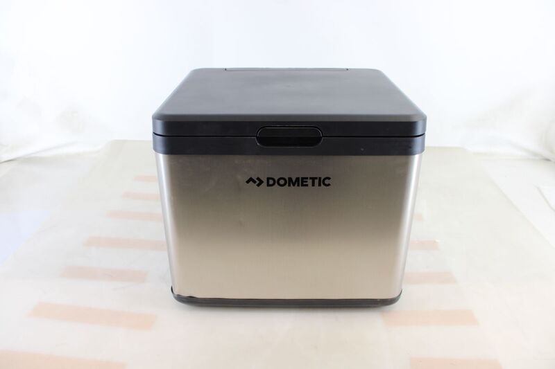 Dometic CK2 45 Hybrid Kühlbox 43L tragbar schwarz/silber für Camping und Zuhause - 6975399590460
