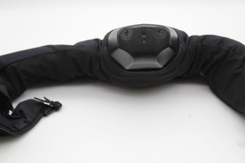 Hövding 3 Airbag Helm Fahrradairbag Kopfschutz für Radfahrer schwarz ab 15 Jahre - 7350051901416