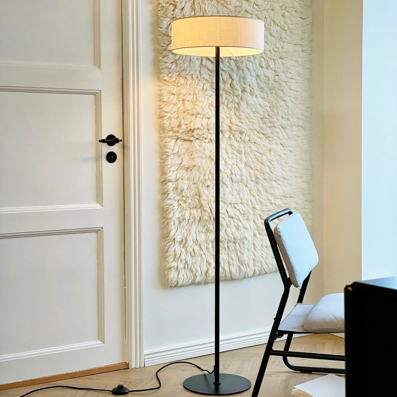 Dyberg Larsen Calix Floor Lamp, Black/natural, 150 Cm - 5704709091424