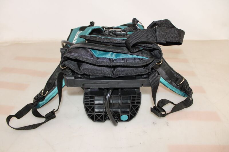 Makita Rückentragbare Akku-Bank 4x18V Akku Ladebank 432Wh Li-ion 5,7kg - 88381548588